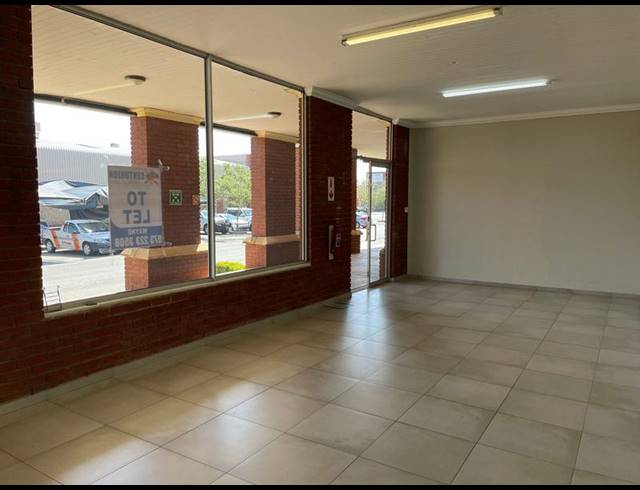 INDUSTRIAL PROPERTY TO RENT IN HENNOPSPARK